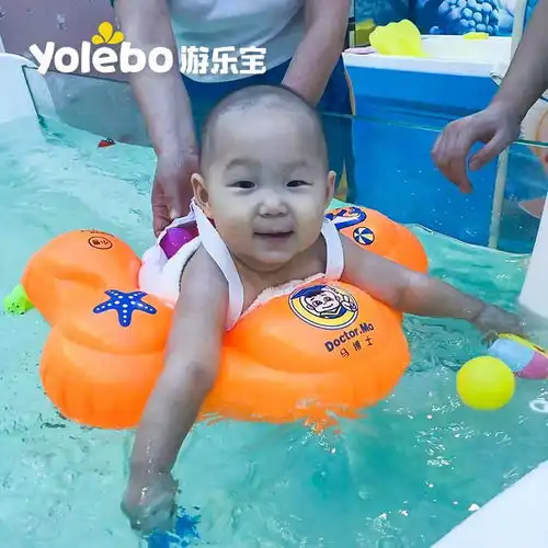婴儿游泳池中的水育早教越早开展越好吗
