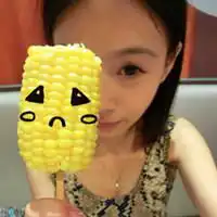 女生搞笑头像我要用一辈子来忘记你
