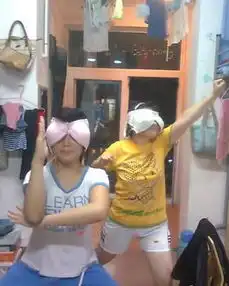 猛图hold不住速度围观寂寞而又疯狂的女生宿舍
