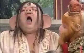 史上最尬穿帮镜头土地公穿衬衣我忍了,烧焦的尸体居然是黑人
