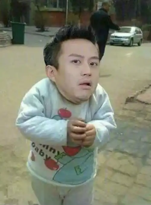 邓超成长于重组家庭,叛逆染发斗殴当dj,但性格真的好
