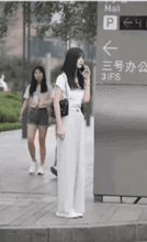 搞笑趣图大妈你蹭够了没有,我要下班了
