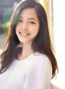 梅婷女儿首次登台走秀,颜值不但不输妈妈,还意外撞脸欧阳娜娜
