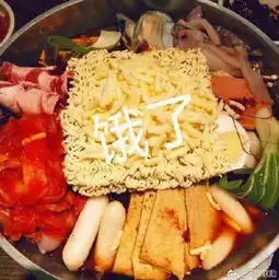 搞笑段子一懒汉因为大便不规律而十分苦恼,所以去医院看病
