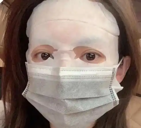 同样是戴口罩敷面膜,张哲瀚被赞好可爱,金晨却被骂浪费口罩
