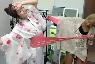 搞笑图片媳妇怀孕,女同学给我的红包嘛意思啊
