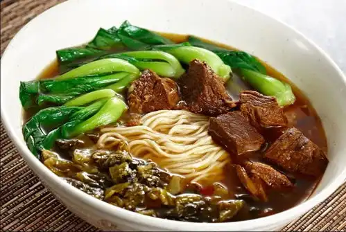 牛肉面精华就在于牛肉卤汁的掌握
