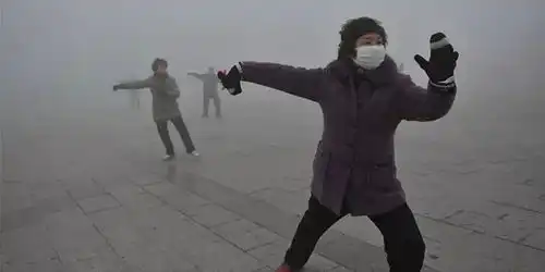 西安今日雾霾又爆表爱运动的你必须看看
