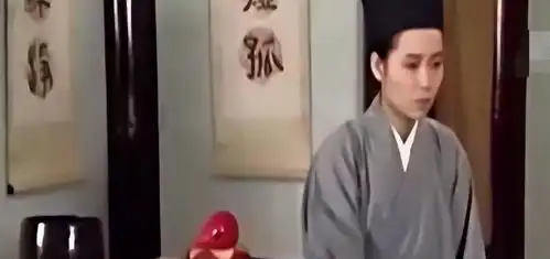 新白娘子传奇中的穿帮镜头,简直太搞笑,看这么多年都没发现
