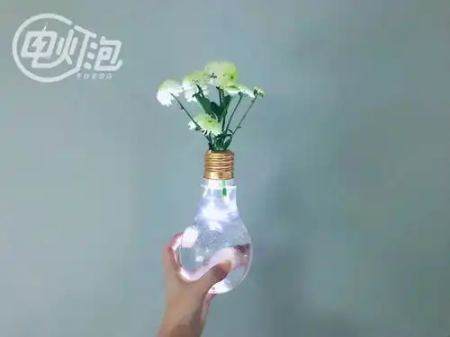 电灯泡手作茶饮店,一杯真的只要一块钱
