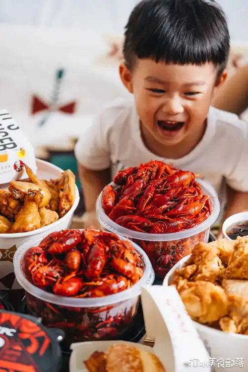 kfc出小龙虾了想吃,要抢
