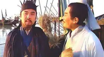 草船借箭曹操为何不放火箭,有人说幸亏没放,孔明还有必杀计
