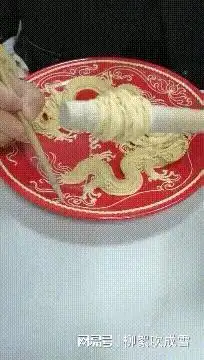 搞笑gif不丑,你再怎么丑也是爸爸的女儿
