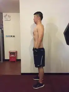 杜海涛曝照狂炫腹八块腹肌引期待
