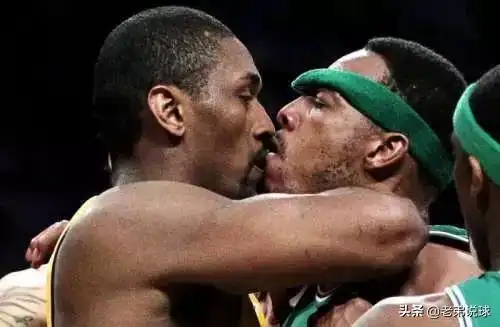 nba各大球星搞笑图片集锦,詹姆斯韦德奥尼尔上榜
