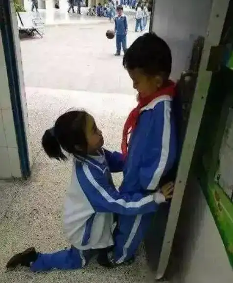 蛙儿子,你住的地方很危险呐
