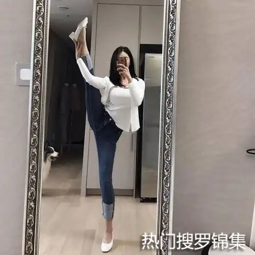 搞笑段子孩子你看下后面的父亲,你心不痛吗
