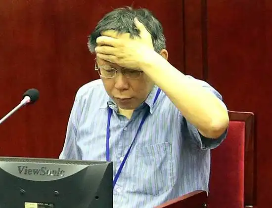 柯文哲上任一年半替市民做了什么台气象主播喝了两次黄泥巴水
