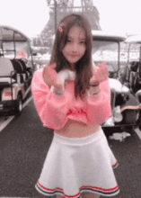 搞笑gif图姑娘就想问你冷不冷
