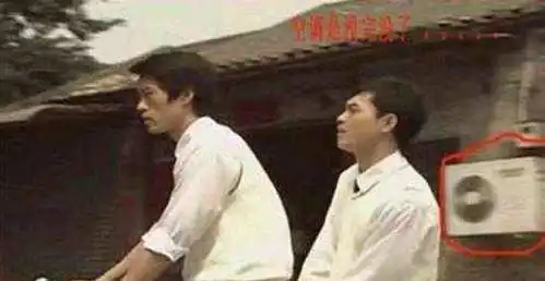骗我们多年穿帮镜头,张卫健我拍古装戏那么辛苦,穿背心怎么了
