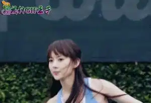 搞笑gif刘能不服啊,凭啥赵四都能睡粉了
