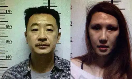 黄海波曲栅栅低调庆祝结婚十周年,8岁儿子搞怪出镜,颜值像爸爸
