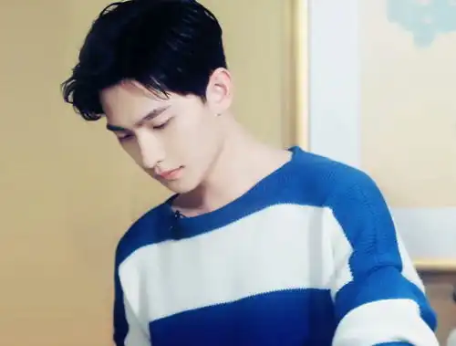 最受小学生喜欢的男明星,韩东君垫底,第一实至名归
