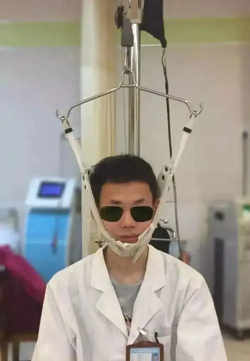 健身日记骨感垫肩真是美呀
