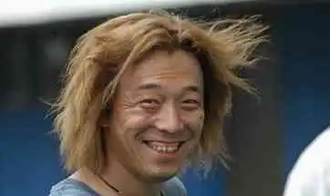 看完搞笑王黄渤的经历后,网友才明白难时还得靠兄弟啊
