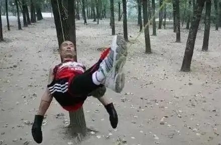 送你几张搞笑图片,真心看一次笑一次哈哈哈哈哈
