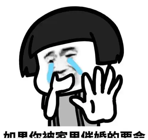 搞笑段子正坐在客厅看电视,老妈在一旁吃芒果
