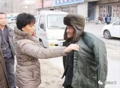 幽默故事这样寻亲很特别
