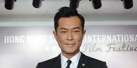 求当蔡少芬儿子的舅舅,古天乐遭婉拒令人捧腹
