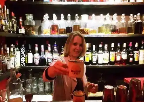 上海这条不长不短的路,竟藏着许多奇奇怪怪的小店和百年建筑上海生活
