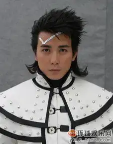 瞿颖头上长犄角angelababy鞋拔子上脸盘点明星雷人造型
