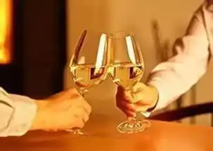悲剧内蒙古一男子醉酒生幻觉,竟用酒瓶砸死4岁幼子

