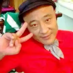 乡村爱情赵四扮演者刘小光被曝出轨女粉丝
