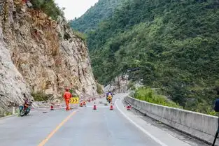 天隆路最新的路面施工情况,敬请关注和支持
