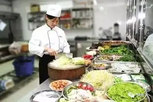 深夜十点的餐饮人在做什么
