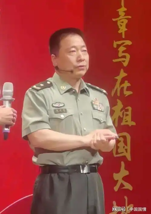 聂海胜出征前染黑了白发杨利伟透露的这个细节,冲上热搜第一

