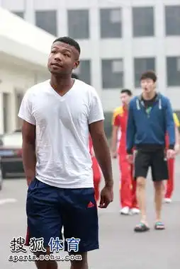 中国男排出征世锦赛丁慧充满期待
