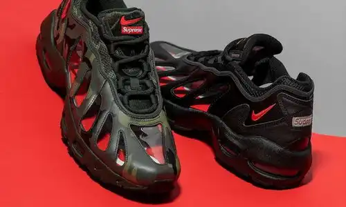 球鞋侃爷想搞钱想疯了yeezy系列狂发18双
