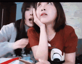 搞笑图片好可爱的妹子
