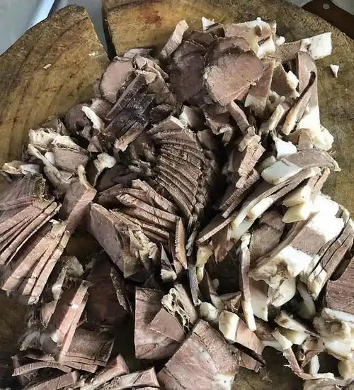 搞笑图片人生第一次养小猫,可它不吃也不闹,是不是抑郁了呢
