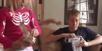 搞笑图片笑话段子猫和猪是好朋友
