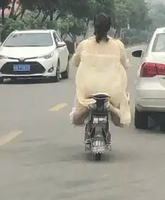 搞笑gif如果恨得太深,那就给他生俩儿子
