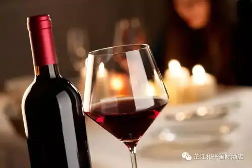 今天定了这家酒店情人节套餐老婆夸我成长了
