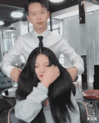 在妹子面前装逼失败赌上男人的尊严再来一次哈哈
