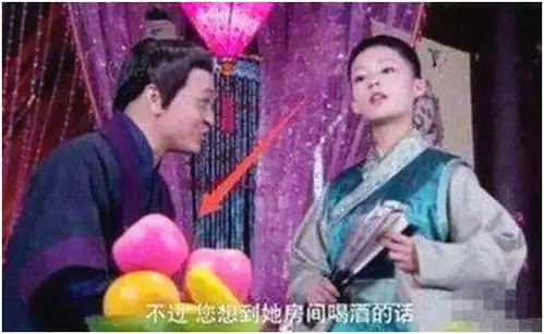 影视剧里面的穿帮镜头大盘点,看得导演很是尴尬啊
