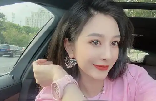江苏美女主持人吐槽央视镜头,称效果和真人差距大,引发网友众怒
